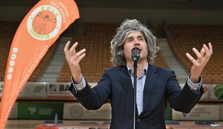 Tilen Artač (Avtor Ubald Trnkoczy (8))